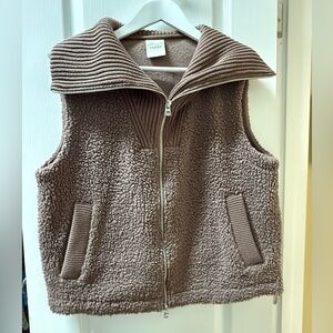 Varley Aspen Gilet Sherpa Vest